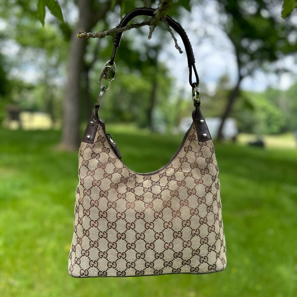 Authentic Gucci “Abbey” Shoulder Bag